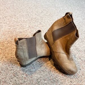 Sorel Brown Ankle Booties